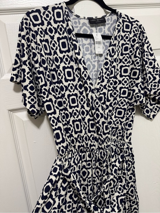 Lane Bryant Pants - Lane Bryant Navy and White Geometric Wrap Dress with Tie Waist